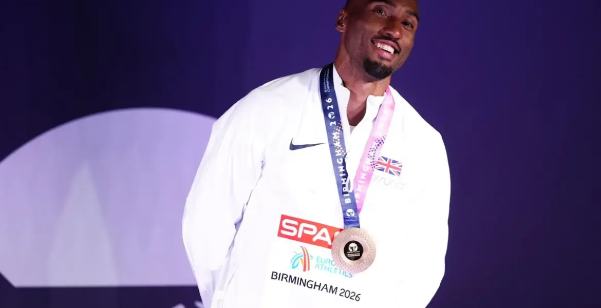 European Athletics Championships: Hudson-Smith claims 400m gold, Newnham takes 400m hurdles silver – as it happened